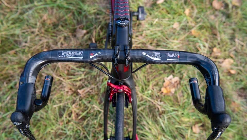 还有哪里可以锯掉？赛场上的9辆超轻公路车