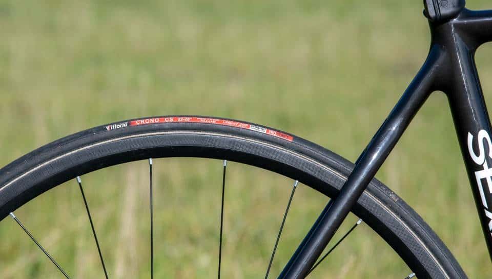 还有哪里可以锯掉？赛场上的9辆超轻公路车