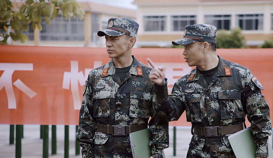 才播3集斩获2个收视冠军、1.7亿播放量，网友：军旅戏就该这么拍