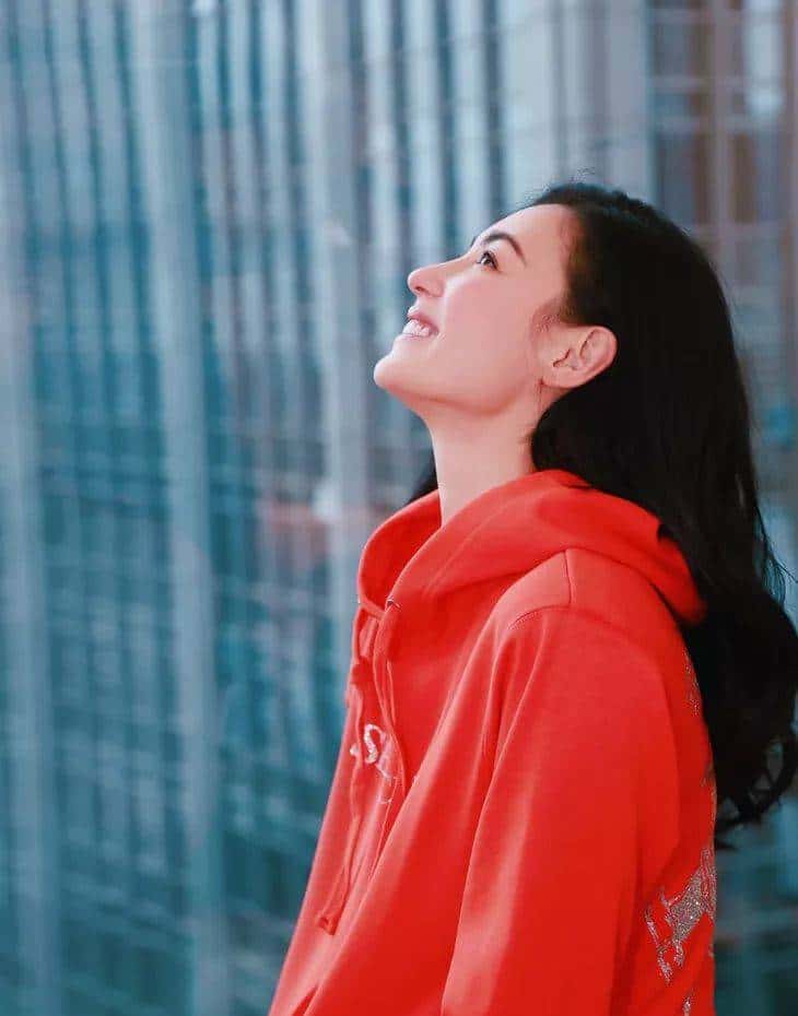 刘诗诗100%的红、娜娜50%的红,和IU 10%的红(红火安康)