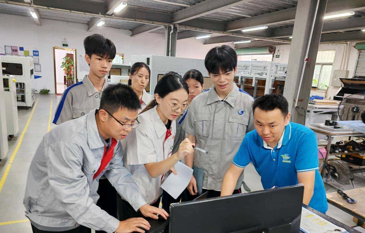 “所有岗位都能混进去再学”？技术岗位的残酷真相