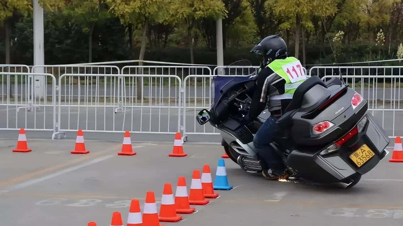 我也有两句话想说，就从RC401摔车说起