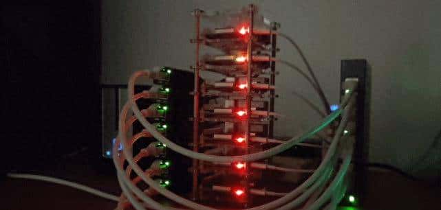 28核树莓派集群，顺便学docker，这里有个500美元方案 - 鹿快