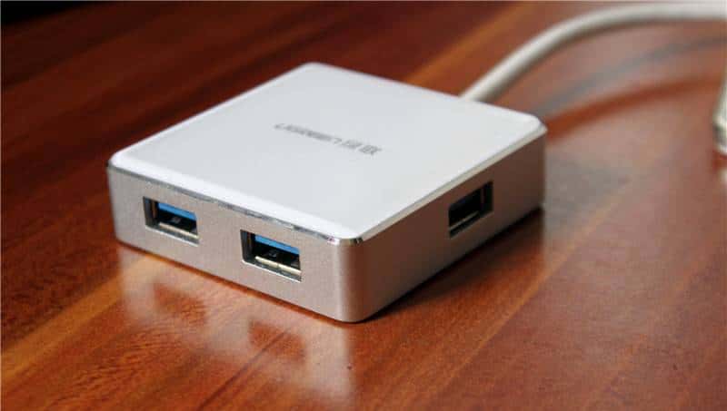 实测这个集线器接口完爆电脑原配USB 3.0接口，真让人汗颜