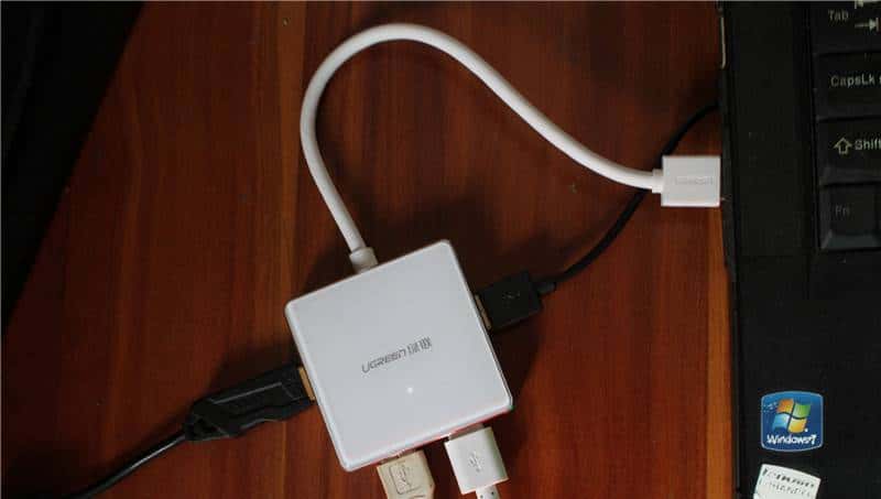 实测这个集线器接口完爆电脑原配USB 3.0接口，真让人汗颜