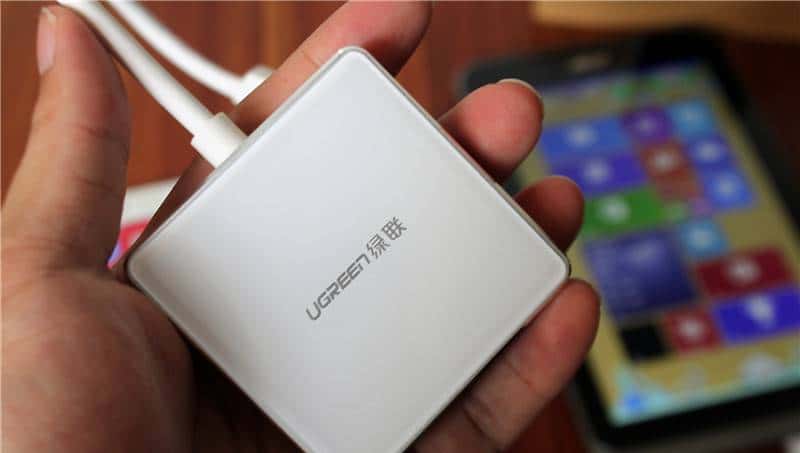 实测这个集线器接口完爆电脑原配USB 3.0接口，真让人汗颜