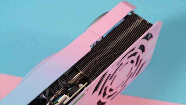 耕升 GeForce RTX 4070 Ti 星极幻姬 OC显卡评测：双色碰撞，千变万化