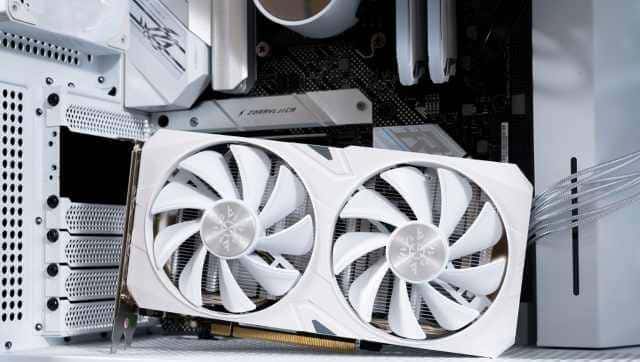 耕升 GeForce RTX 4060 踏雪显卡评测:高性能低功耗,再续甜品荣光