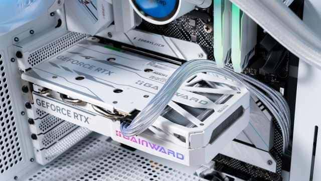 耕升 GeForce RTX 4060 踏雪显卡评测:高性能低功耗,再续甜品荣光