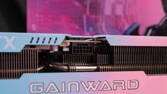 耕升 GeForce RTX 4070 Ti 星极幻姬 OC显卡评测：双色碰撞，千变万化