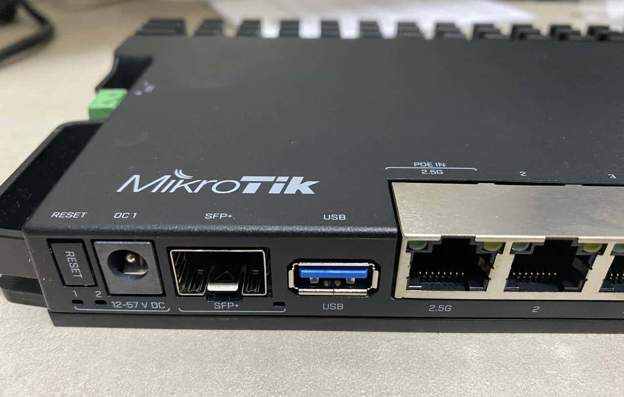 剁手Mikrotik RB5009UG+S+IN 纯开箱