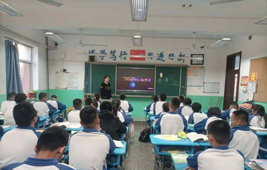 今天只有一个颜色