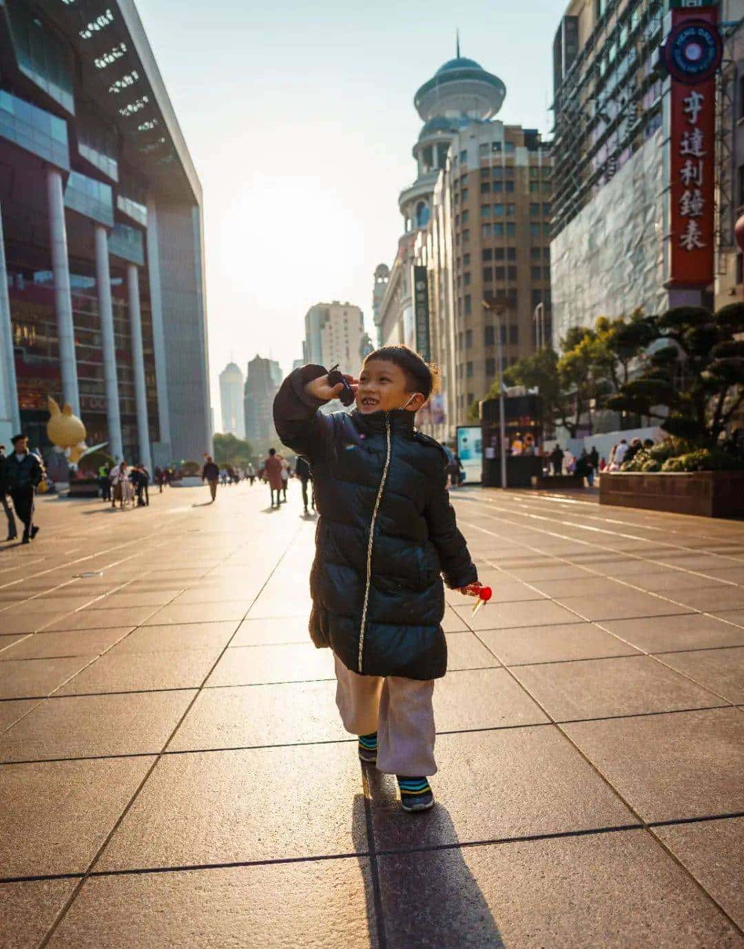 最轻便的挂机变焦，我选腾龙20-40/2.8