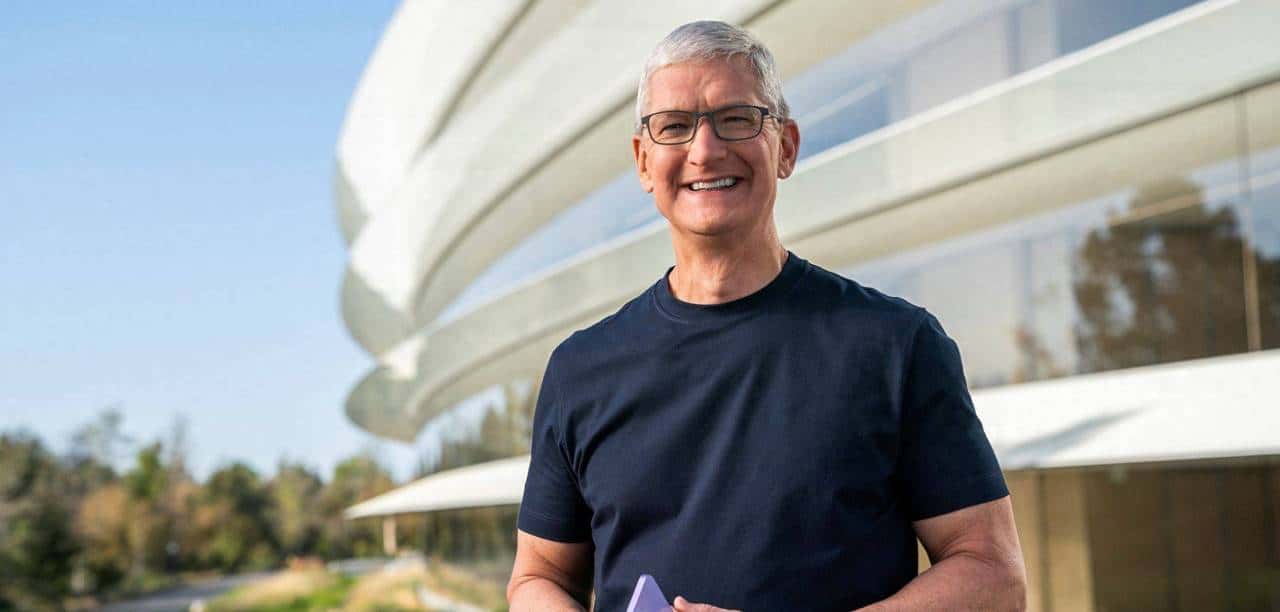 苹果 AI 雪崩内幕：核心大将 14 亿被挖走，团队边缘化，骨干接连「叛逃」 - 鹿快