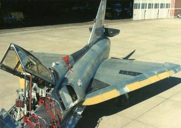 美国那些超级战机是怎样研制出来的？用一千多次雷击测试极限性能