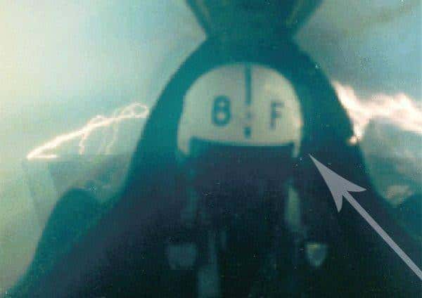 美国那些超级战机是怎样研制出来的？用一千多次雷击测试极限性能