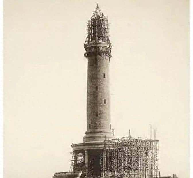 日军在中国修建的招魂塔，为何中苏两国数次未拆除？ - 鹿快