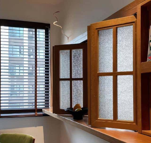 把墙挖个洞,厨房秒变“社交C位”。