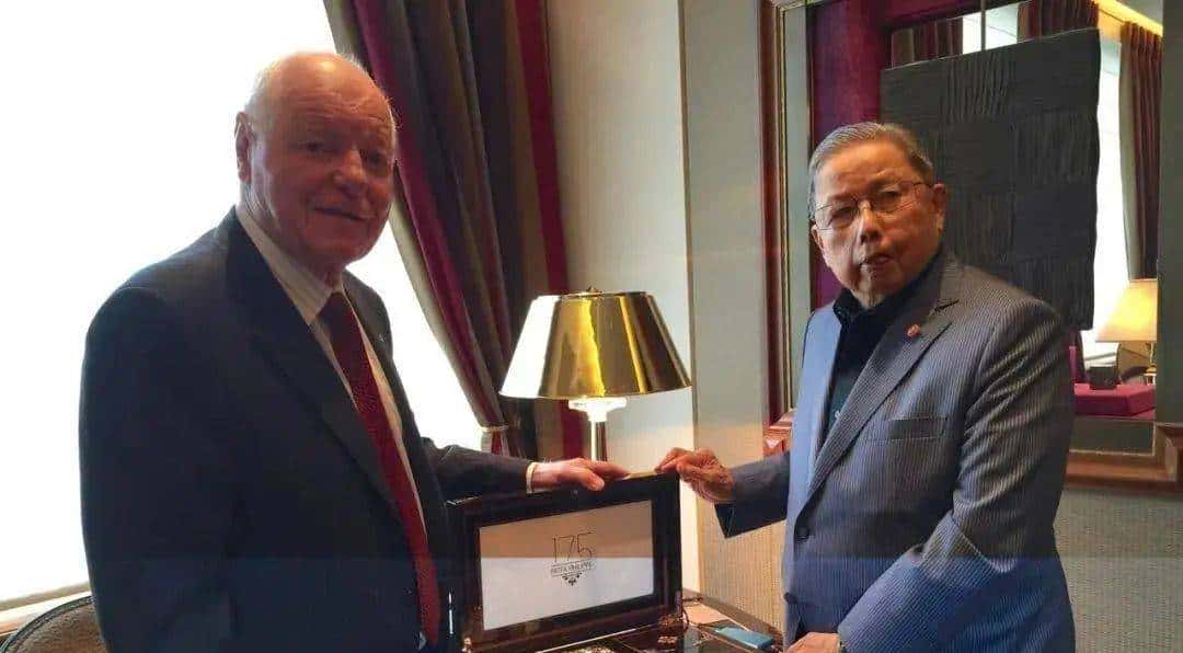 《孤注一掷》里的大金劳太小儿科，东南亚大佬都喜爱这些表