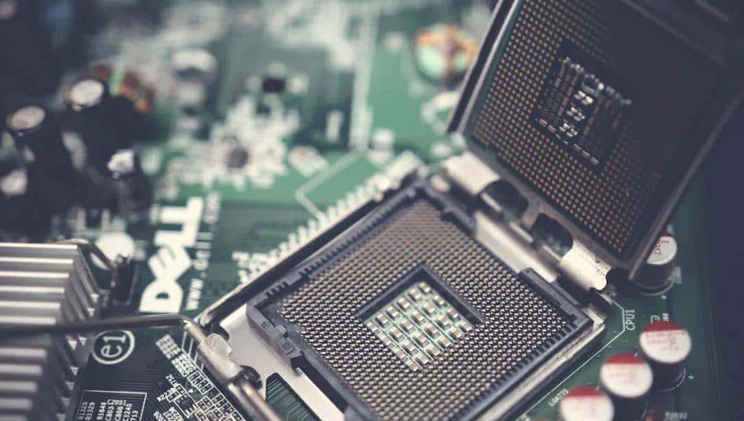 举国体制还造不出高端芯片？中国“造芯”如何破局？