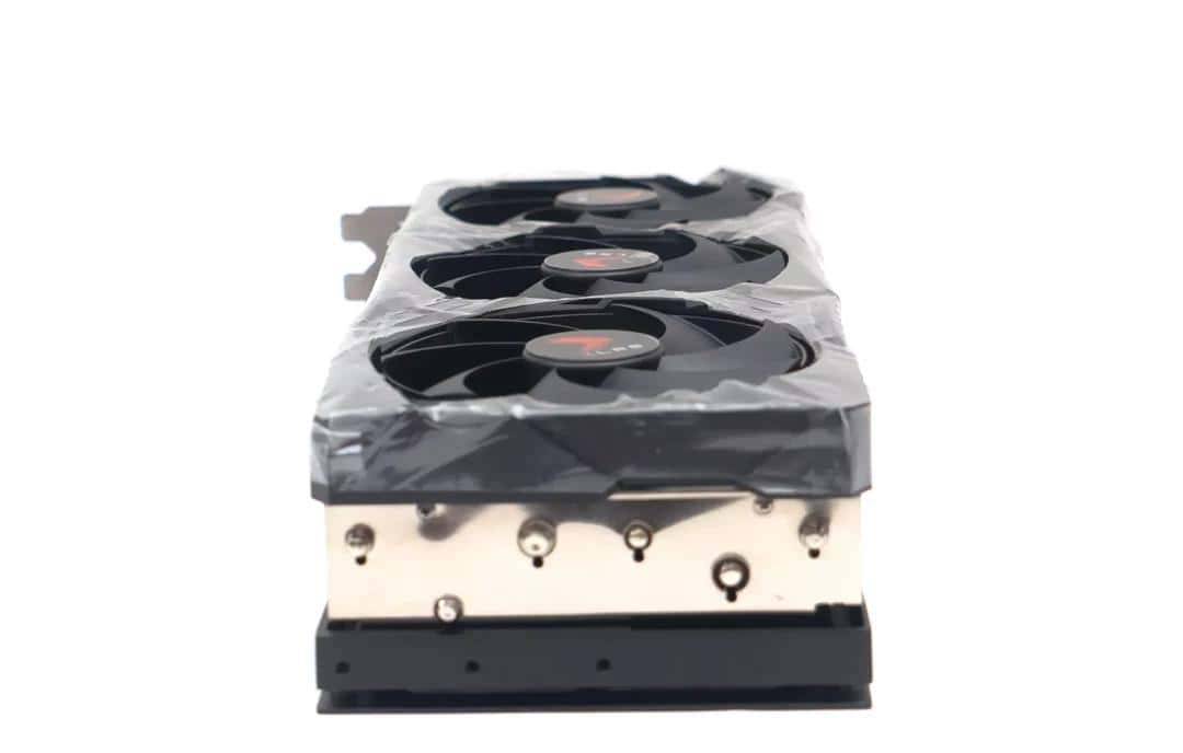 必恩威 GeForce RTX4090 24GB XLR8 Gaming VERTO EPIC-X ARGB OC显卡评测