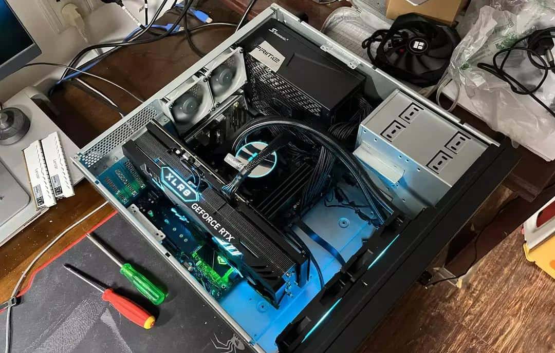 必恩威 GeForce RTX4090 24GB XLR8 Gaming VERTO EPIC-X ARGB OC显卡评测