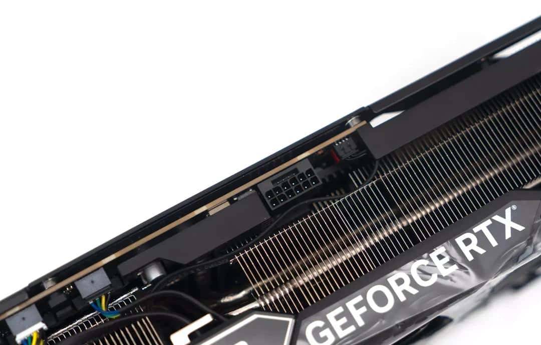 必恩威 GeForce RTX4090 24GB XLR8 Gaming VERTO EPIC-X ARGB OC显卡评测