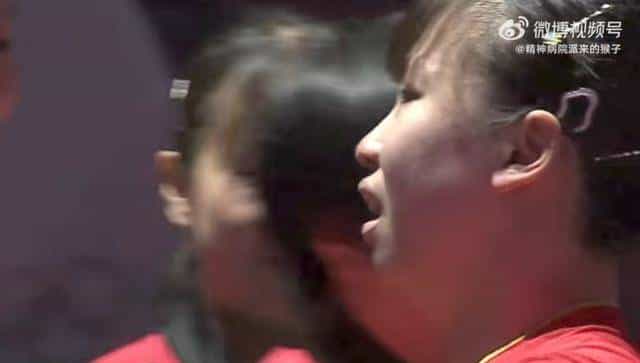 中国3-2日本，疯狂尖叫，慢歌哭了，没想到现场指导只说了三个字